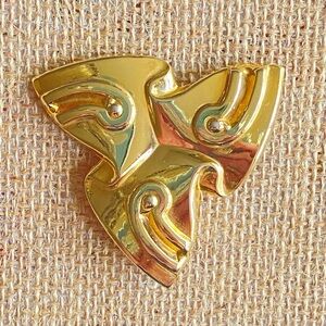 Convertible scarf clip brooch pin abstract triangular design in goldtone metal